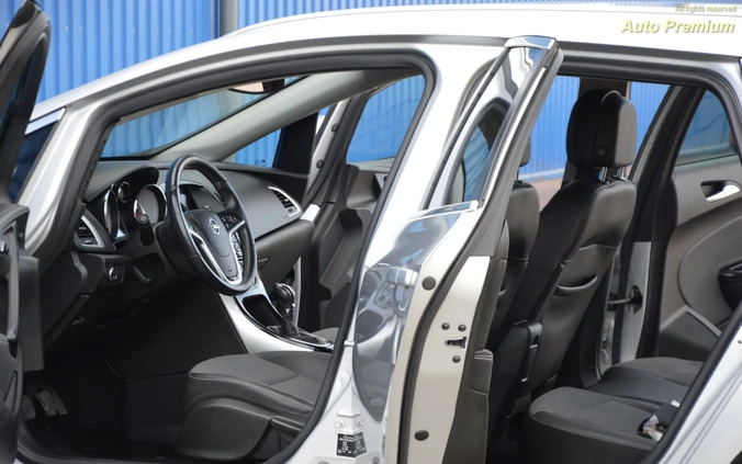 Opel Astra cena 32800 przebieg: 183086, rok produkcji 2015 z Chrzanów małe 562